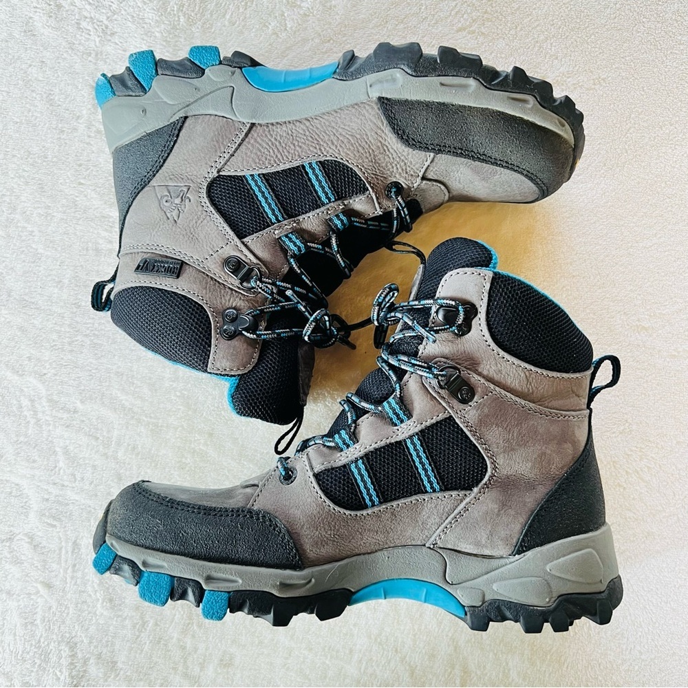 Rocky Women's Endeavor Point Waterproof Hiking Boots Vibram SIZE 8.5 LIKE NEW